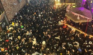 Merinding! 4 Cerita Kesaksian Korban Selamat Tragedi Itaewon Korban Tragedi Itaewon/Korea Times
