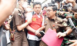 BONGKAR KEBOHONGAN: Sidang perdana Ferdy Sambo kasus pembunuhan berencana terhadap Brigadir J, berlangsung, Senin (17/10) di Pengadilan Negeri Jakarta Selatan (PN Jaksel).