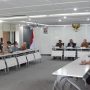 PLT Bupati Bogor Iwan Setiawan saat audiensi dengan Kepala Perencanaan UNICEF Indonesia Silas Rapold di Gedung Sekertaris Daerah, Cibinong, Kabupaten Bogor. Foto : Sandika Fadilah/ Jabarekspres.com
