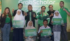 Puluhan Anak Mitra Berprestasi di Bandung Raih Beasiswa Grab Anak-nak Mitra Grab Bandung yang Berprestasi mendapatkan Beasiswa dari Grabscholarsip