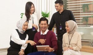 I saat ini sedang membuka lowongan pekerjaan untuk talenta muda yang mengerti mengenai teknologi informasi.