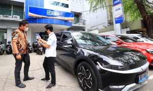 BRI telah menggunakan 30 mobil listrik Hyundai Ioniq di Regional Office (RO) sebagai kendaraan operasional yang tersebar di Indonesia.