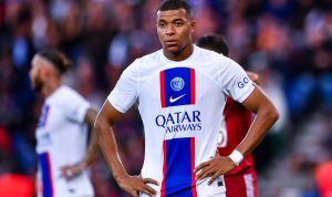 Hubungan Retak, Kylian Mbappe Tinggalkan PSG Januari? Pemain PSG Kylian Mbappe tampak lesu lantaran gagal mencetak gol.