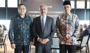 PM Palestina Dr Mohammad Ibrahim Shtayyeh bersama Ketua Umum Partai Perindo Hary Tanoesoedibjo bertemu bersilahturahmi.
