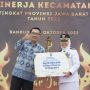 Ridwan Kamil mengatakan, kedelapan camat diberangkatkan ke Singapura sebagai bentuk apresiasi Pemdaprov jabar atas kinerja terbaiknya.