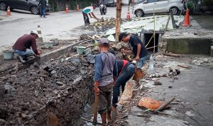 Camat Bogor Timur 'Ngegas' Sesalkan Proyek Pedestrian di Wilayahnya Morat-marit