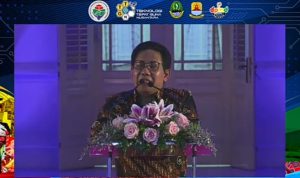 Kota Banjar Dianugerahi Lencana Bhakti Desa Utama, Gus Menteri: Desa Mandiri Dananya Ditambah