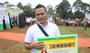 Supir Ambulance Siaga Desa Dapat Door Prize Umroh Supir Ambulance Siaga Desa Dapat Door Prize Umroh