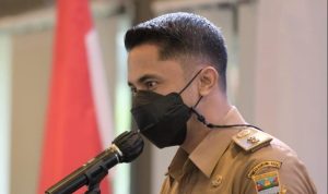 Pengamat Politik Sebut Hengky Perlu Realisasikan Janji-Janji Politik Pengamat Politik Sebut Hengky Perlu Realisasikan Janji-Janji Politik