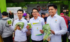 Hari Pangan Sedunia, HIPMI dan DKPP Kota Bogor Bagikan Ribuan Paket Sayuran dan Telur Hari Pangan Sedunia, HIPMI dan DKPP Kota Bogor Bagikan Ribuan Paket Sayuran dan Telur