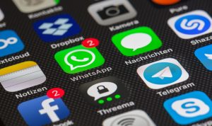 7 Cara Menghasilkan Uang Melalui Platform Media Sosial