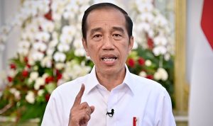 Berikan Klarifikasi, Rektor UGM Diminta Hadir di Persidangan Gugatan Ijazah Jokowi ILUSTRASI: Presiden Jokowi terkait ijazah palsu.