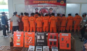 Tak Hanya Dikonsumsi Obat Terlarang, Para Tersangka Ini Paksa Burung Merpati Makan Ganja