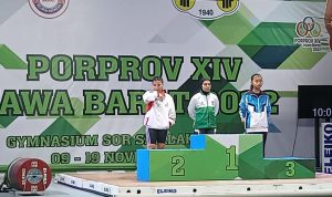 Sabet Dua Medali Emas Sekaligus, Atlet Angkat Besi Harumkan Nama Kabupaten Bandung di Porprov Jabar 2022 Salah satu altet angkat besi yang mengharumkan nama Kabupaten Bandung, karena berhasil sabet dua medali emas. (klikjabar)