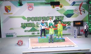 Perjuangan Handoko Metriana, Lifter yang bisa Angkat Beban Seberat 156 Kg, dan Sukses Boyong Emas untuk Kabupten Bandung