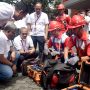 Apel Siaga Satgas TelkomGroup ini (10/11) dipimpin langsung oleh Direktur Network & IT Solution Telkom Herlan Wijanarko dan dihadiri oleh Senior Leaders serta pasukan Satgas TelkomGroup.