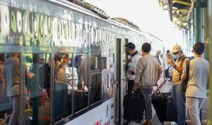 Tiket Kereta Api Natal dan Tahun Baru/Kai.id
