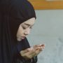Lirik Sholawat Astagfirullah Robbal Baroya, Sholawat Mohon Pengampunan dan Rizki yang Halal