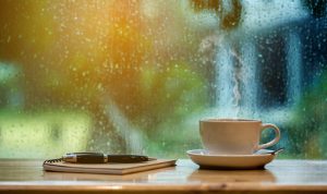 Kata-kata Bijak Tentang Hujan dan Kopi dalam bahasa inggris yang cocok untuk TikTok, Instagram Reels dan Youtube Short
