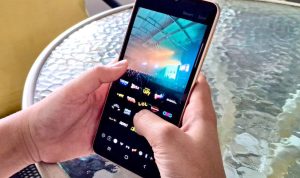 Canggihnya Kamera Galaxy A33 5G untuk Nonton Konser Bagi kalian yang gemar menonton konser musik, kini Samsung Galaxy A33 5G memiliki fitur yang sangat mendukung untuk mengabadikan momen