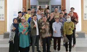 DPRD Jabar berkomitmen untuk terus mengupayakan pemulihan ekonomi diseluruh wilayah Provinsi Jawa Barat, di perkotaan hingga pelosok.
