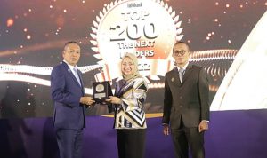 Peforma Bisnis bank bjb Semakin Solid, Nancy Adistyasari Raih The Next Top Leader 2022 Nancy Adistyasari Raih The Next Top Leader 2022