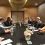 Gubenur Jawa Barat Ridwan Kamil memastika, dua universitas ternama dari Australia dan Ingris rencananya akan buka di provinsi Jawa Barat.