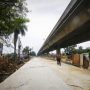 SEGERA DIBUKA: Keberadaan akses Jalan Sholeh Iskandar menuju Simpang Cilebut, Tanah Sareal, Kota Bogor selesai diperbaiki pasca amblas dan akan dibuka pekan depan. (Yudha Prananda/Jabar Ekspres)