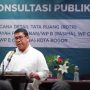 Kadis PUPR Kota Bogor, Chusnul Rozaqi saat persentasi di acara konsultasi publik. (Yudha Prananda/Jabar Ekspres)