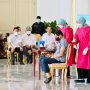 Presiden Joko Widodo melakukan lauching vaksin Booster Indovac yang diproduksi PT Bio Farma Presiden juga ikut disuntik vaksin Booster