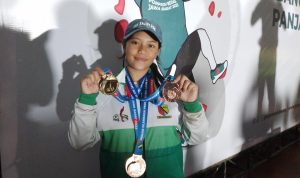 Berawal dari Coba-Coba, Sabila Silmi Sabet Emas di Porprov Jabar SANG JUARA: Atlet Panjat Tebing Kabupaten Bandung, Sabila Silmi Zukhruf peraih medali emas di Porprov Jabar XIV. (YANUAR/JABAR EKSPRES)