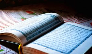 Hukum Membaca Surat Yasin di Malam Jumat Apakah Bid'ah? Hukum Membaca Surat Yasin di Malam Jumat Apakah Bid'ah?