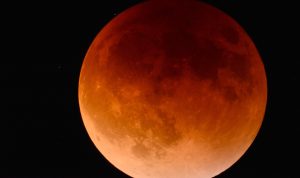 Niat Shalat Gerhana Bulan (Arab dan Latin) Berjamaah, Lengkap Cara Shalatnya Niat Shalat Gerhana Bulan dan Caranya/Pixabay/KBOutdoors
