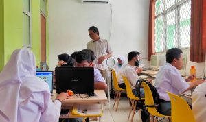 Bisa Diakses di Ponsel, Guru SLB di Lingkungan KCD III Ini Ciptakan Metode Pembelajaran ABK Melalui Game Interaktif