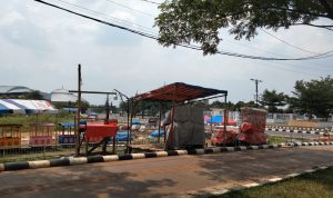 Masih Banyak PKL Berjualan di Stadion Pakansari, PLT Bupati Akan Cari Oknum Satpol PP Masih Banyak PKL Berjualan di Stadion Pakansari, PLT Bupati Akan Cari Oknum Satpol PP