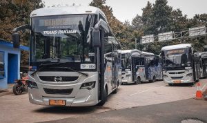 TRANSPORTASI UMUM: Sejumlah Armada BisKita Trans Pakuan tengah menunggu penumpang di Terminal Ciparigi, Kecamatan Bogor Utara, Kota Bogor. (YUDHA PRANANDA/JABAR EKSPRES)