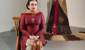 Terkenal Sebagai Seniman, Inilah profil Sri Astari Rasjid Sri Astari Rasjid