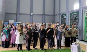 DPMD Jabar Gelar Sekolah Lapangan Pengendalian dan Mitigasi Inflasi Pelaksanaan sekolah lapangan pengendalian dan mitigasi inflasi yang digelar DPMD Jabar.