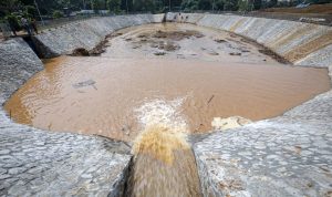 Kolam Rentensi Cisanggarung Diklaim Dapat Tuntaskan Banjir di Arcamanik Banjir Kota Bandung saat ini masih menjadi masalah yang belum terselesaikan oleh pemerintah setempat. Sebab, diberbagai tempat ada tergenang