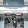 Suasana Stasiun KAI Daop 2 Bandung berjalan normal pasca ledakan bom bunuh diri di Polsek Astanaanyar, Kota Bandung. (KHOLID/JABAR EKSPRES)