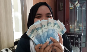 Masih Ada 1 Juta Pekerja yang Belum Cairkan BSU Kemnaker Rp600 Ribu Masih Ada 1 Juta Pekerja yang Belum cairkan BSU Kemnaker Rp600 Ribu.