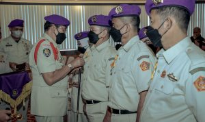 Komandan Resimen Mahasiswa (Danmenwa) Mahawarman Jawa Barat melantik 5 Rektor PTS di LLDIKTI IV sebagai Kepala Markas Distrik (Kamatrik).