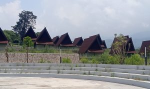 Disdagin pastikan kios untuk PKL yang direlokasi ke rest area Gunung Mas gratis alias tak dipungut biaya.
