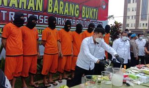 Jelang Nataru, Polda Jabar Musnahkan Ribuan Narkotika (Sandi Nugraha/Jabar Ekspres)