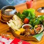 5 Rekomendasi Resto Sunda di Jawa Barat yang Cocok Dikunjungi Bersama Keluarga