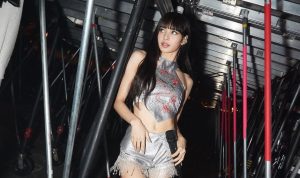 Lisa BLACKPINK Alami Cedera Leher Saat Konser di Barcelona