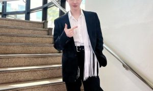 Lirik Lagu Grey Suit - Suho EXO, Dengan Terjemahan Indo (sumber: akun Instagram @weareone.exo)