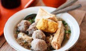 Rekomendasi Bakso Terenak Di Bandung (ilustrasi gambar akun Instagram @duo_nyamnyam)