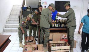 Miras dan Obat Terlarang Tak Berizin Masih Banyak Beredar di Kota Bandung