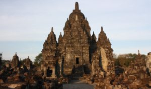 Ramalan Jayabaya Tentang Indonesia 2023, Banyak Hal Mengerikan dan Bikin Bulu Kuduk Berdiri, Berani Baca?